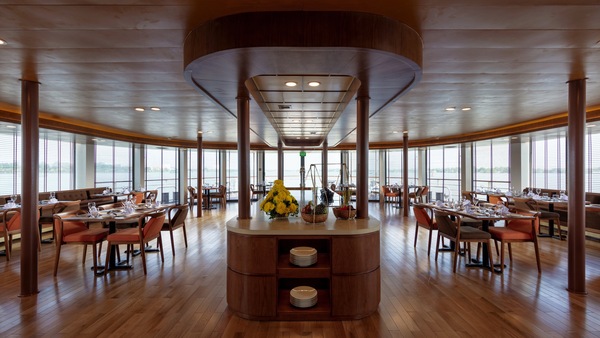 Riviera Travel, Victoria Mekong, Restaurant.jpg